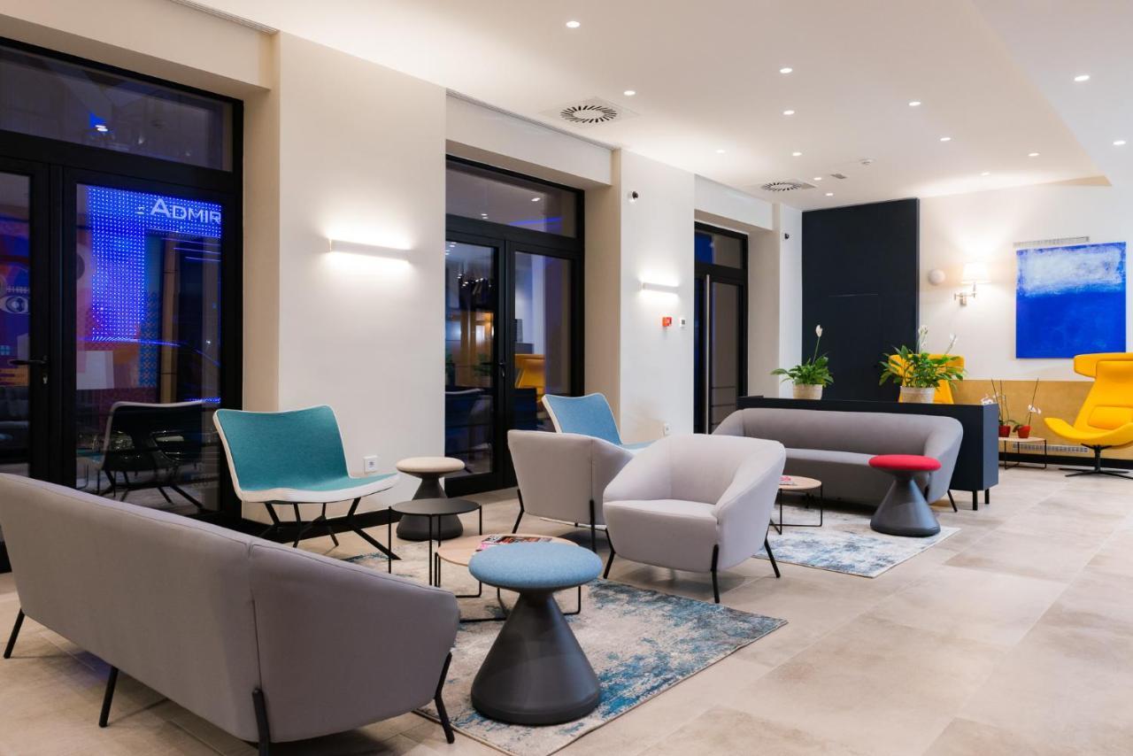 Hotel Forum Garni Σουμπότικα Εξωτερικό φωτογραφία