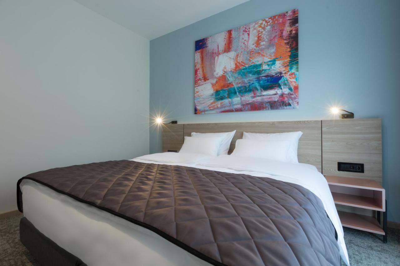 Hotel Forum Garni Σουμπότικα Εξωτερικό φωτογραφία
